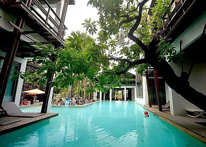 Hotel Paragon